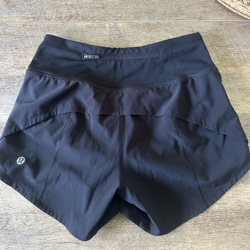 Black Lululemon speed up short size 0